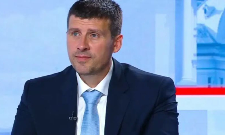 Величие внесе вот на недоверие на тема &quot;Екология&quot;