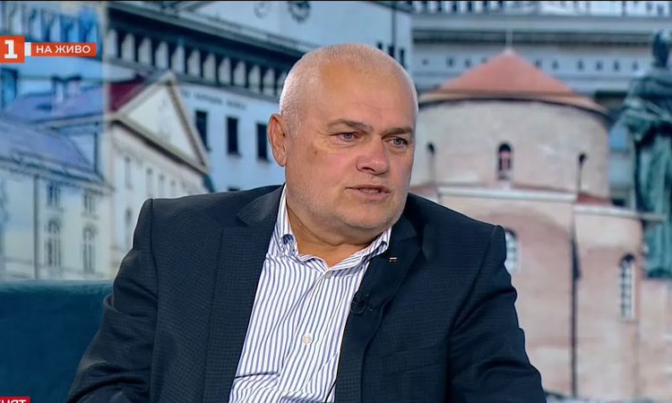 Валентин Радев: Опозицията говори за "завладяна държава", но и тя арестува лидера на своите опоненти
