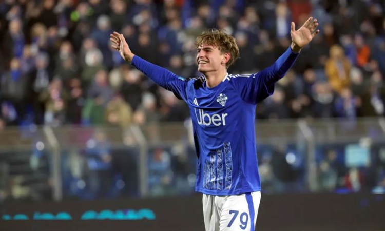 Нико Пас заслужи приза ''Изгряваща звезда на месеца'' в Серия ''А''