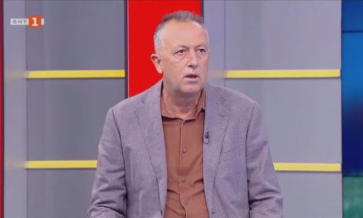 Фурнаджиев: Капитанът на България е резерва в ПАОК, няма какво да очакваме