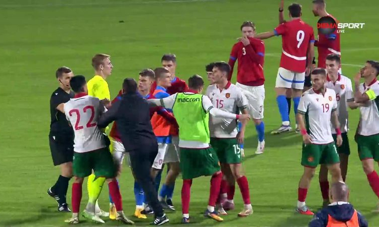 Чешки играчи потърсиха физическа саморазправа с българите (ВИДЕО)