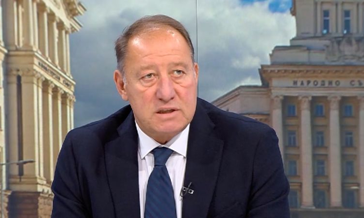 Ангел Найденов: Срещата между Тръмп и Путин в Будапеща изглежда все по-невъзможна