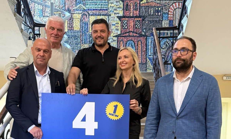 С  церемония на летище Пловдив посрещат първия полет от Милано