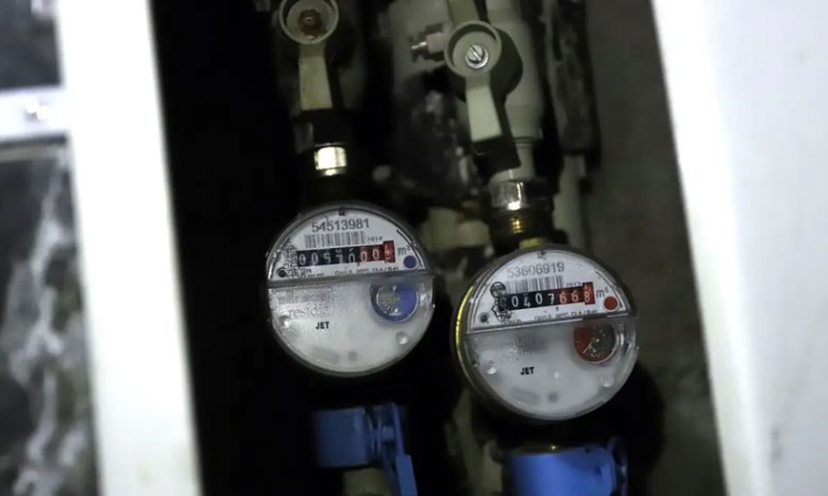 Какво означава новата „такса водомер“ и кой ще плаща повече?