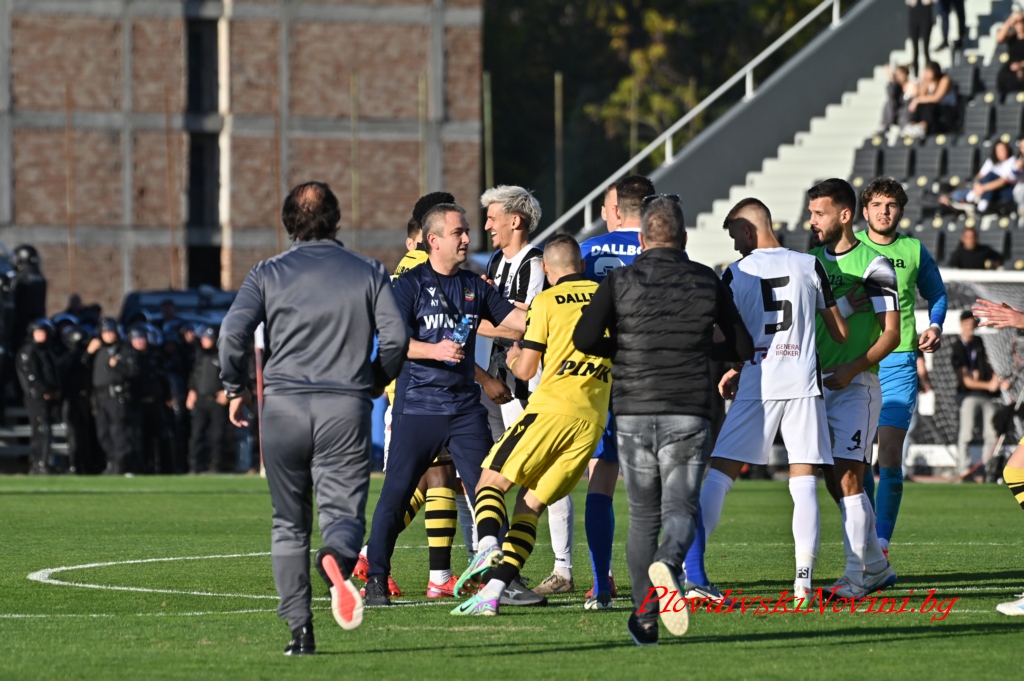 Венци Стефанов: Локо и Ботев трябва да останат без точки