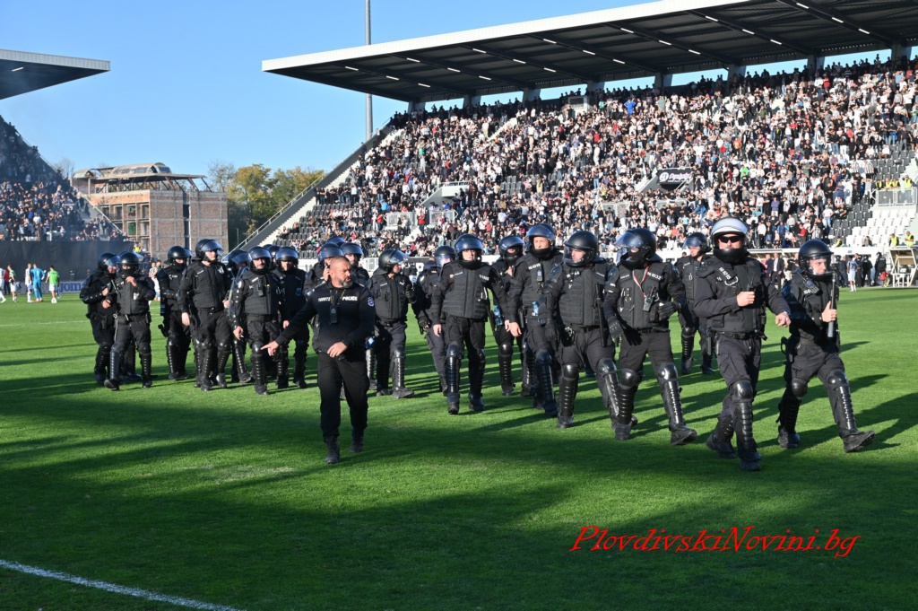 Има задържан за инцидента на дербито между Локомотив и Ботев на ''Лаута''