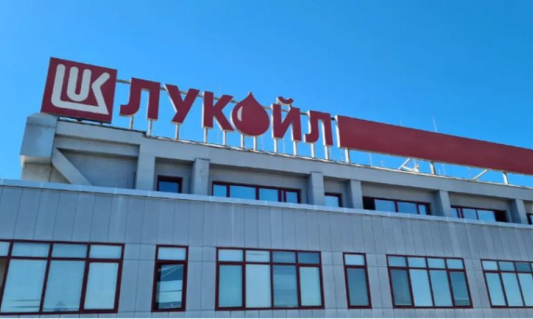 Енергийният министър: Запаси от бензин имаме за 6 месеца, от дизел за 4, а от авиационно гориво за 2 месеца