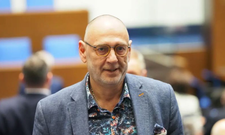 Дилов- син към ПП-ДБ: Защо ГЕРБ толкова години управлява? Защото може. А вие не управлявате, защото не можете