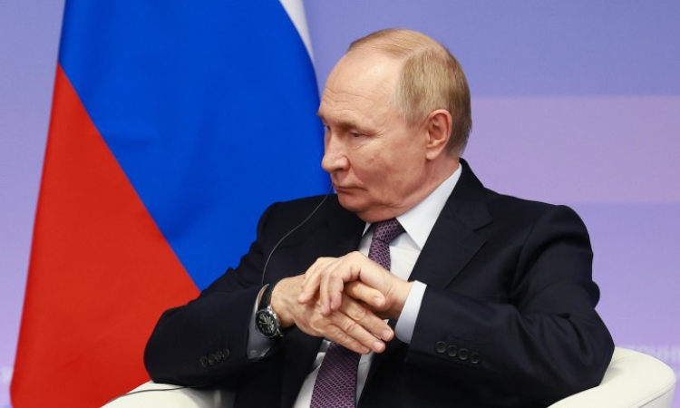 И Путин заплаши Украйна: Войната ще продължи, ако Киев не приеме плана на Тръмп