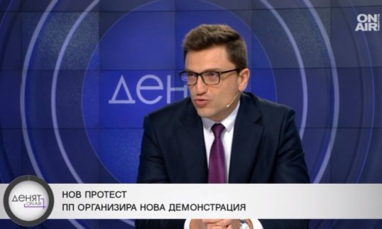 Венко Сабрутев: Заболя ги от 20-те хиляди пред НС