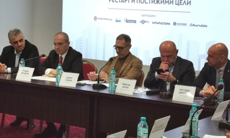 Гроздан Караджов очаква възстановяване на тристранния диалог за бюджета