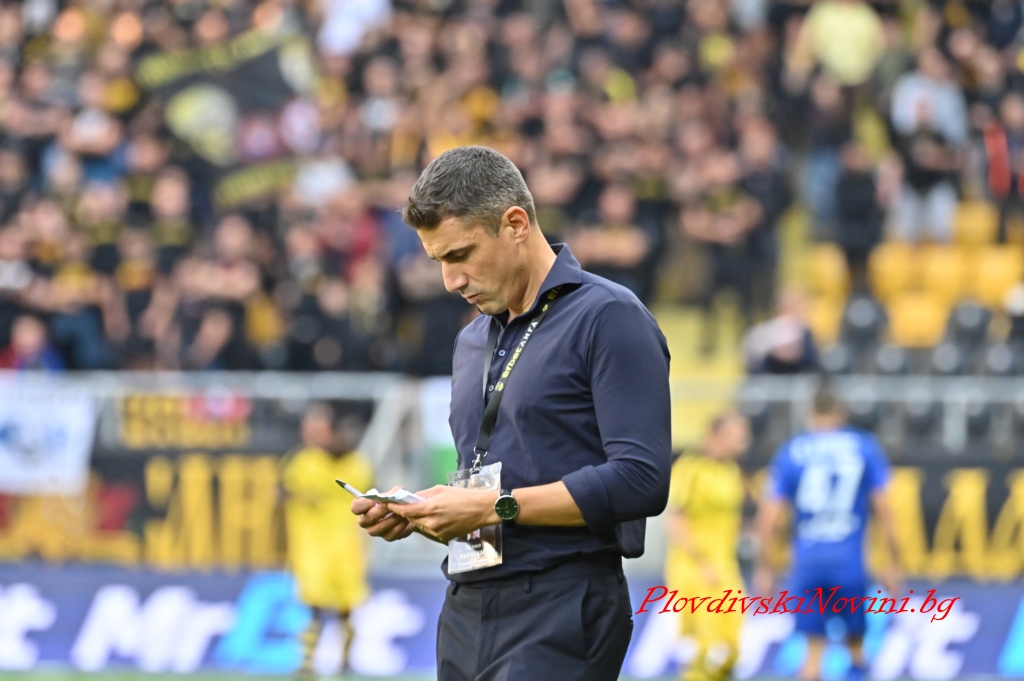 Веласкес: Представянето на Левски е отлично, в борбата за три трофея сме и феновете мечтаят