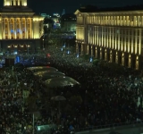 Мирен протест, последван от сблъсъци с полицията