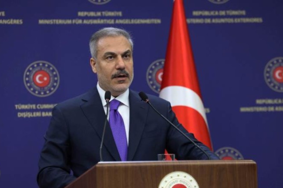 Турският външен министър приканва Европа да помогне на Украйна да вземе някои трудни решения