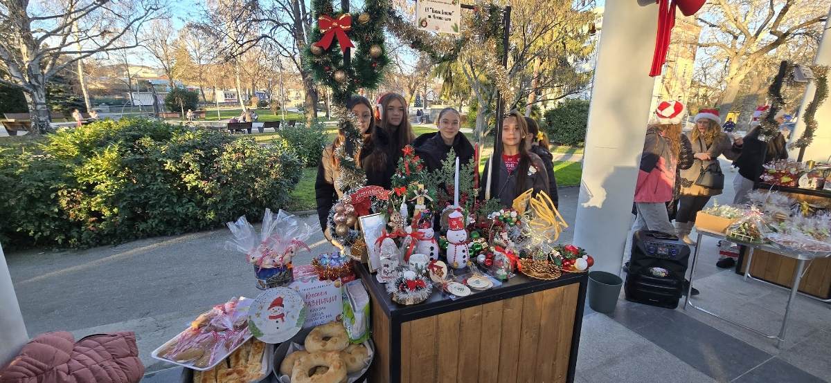 Празнични събития и благотворителни каузи обединиха жители и институции в Хисаря