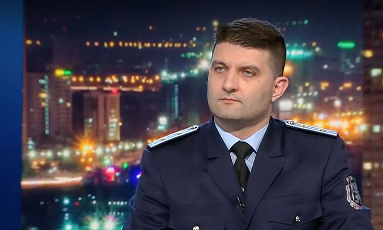 Засилват полицейското присъствие около пощите и банките