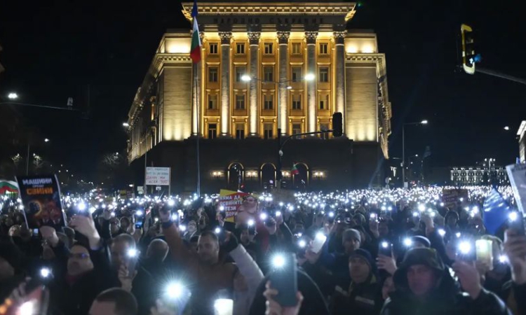 Протест в София с искане за 100% машинен вот на изборите