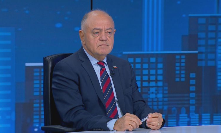 Ген. Атанасов: Западна Европа няма доверие на Румен Радев и знае, че е адепт на Путин