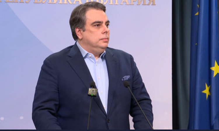 Асен Василев: Коалицията ПП-ДБ е единна. Ако иска Румен Радев, може да ни подкрепи
