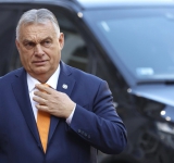 Тръмп обяви, че Иран се е съгласил да предаде запасите си с обогатен уран