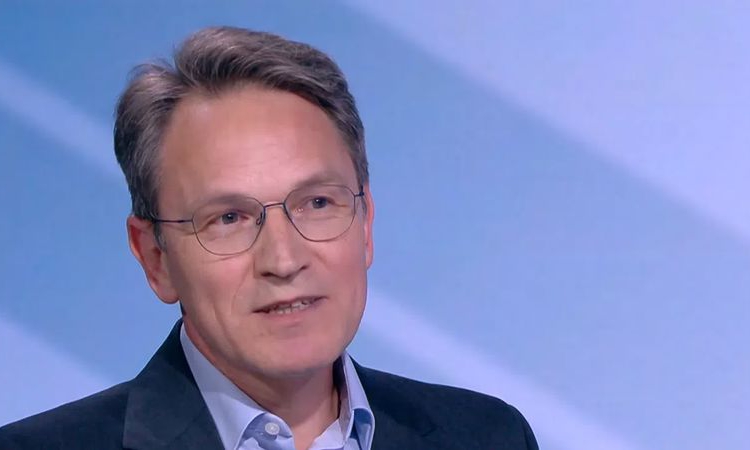 Съдия Калин Калпакчиев: Имаме признание в ефир за това как политици назначават главния прокурор