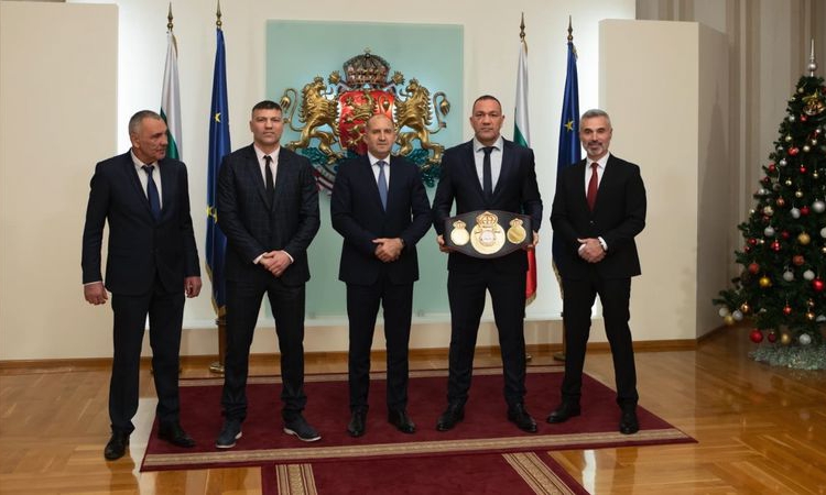 Президентът се срещна с Кубрат Пулев и неговия екип