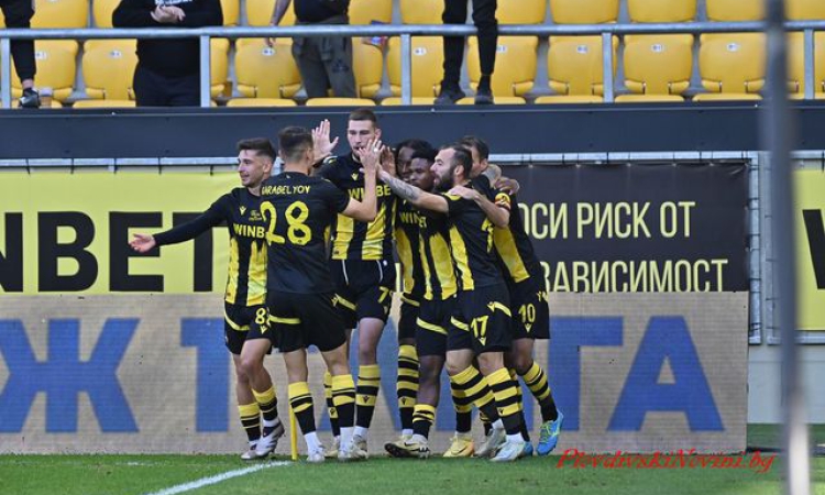 Ботев е изчистил задълженията си, които доведоха до забрана от ФИФА