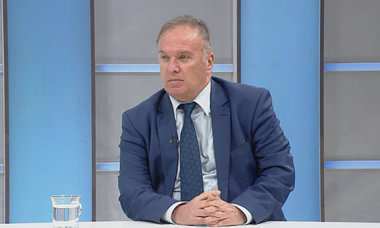 Проф. Чуков: Япония е основният двигател зад освобождаването на българските моряци от Galaxy Leader