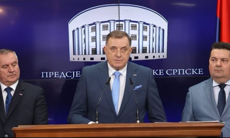 Сърбите в Босна: Край на Дейтънското споразумение