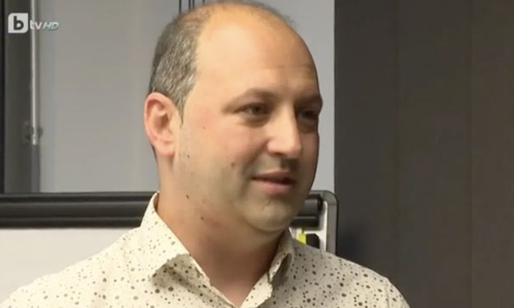 Киберексперт: Метаданните от клипа в YouTube могат да издадат прокурорския син Васил Михайлов