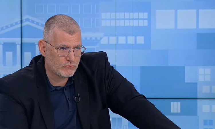 Забрана на веществото Trimethylbenzoyl от 1 септември: безопасни ли са гел лаковете
