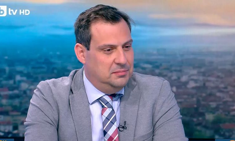 Бенчев успокои: Бензин има в изобилие