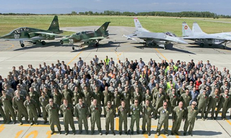 МО търси изпълнител за ремонт на двигатели на МиГ-29 за 21 млн. евро