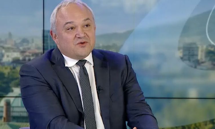 Демерджиев за тройното убийство в Петрохан: МВР и службите дължат отговори