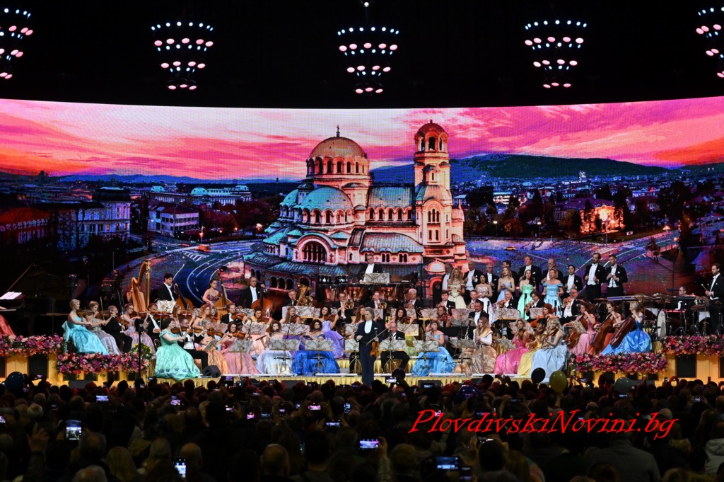 Андре Рийо омагьоса публиката в София с "Моя страна, моя България"