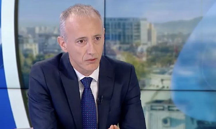 Красимир Вълчев: В „Космос“ повече от учителите не са педагози