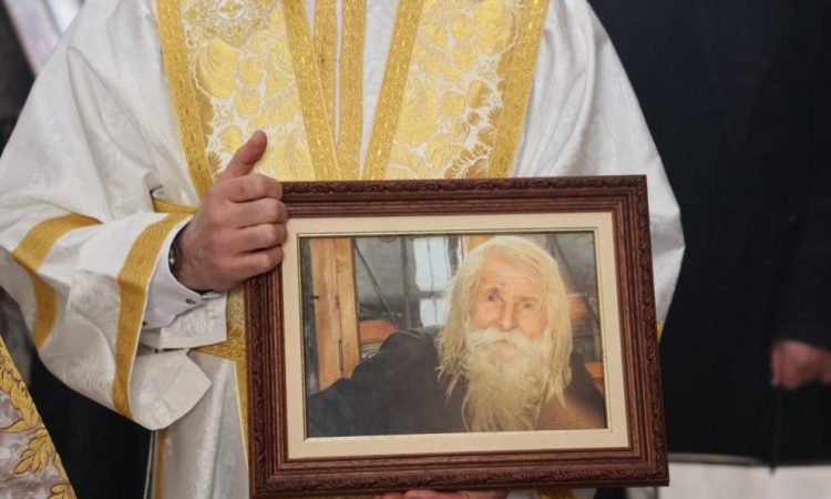 Почетоха паметта на дядо Добри – светлият пример за добрина