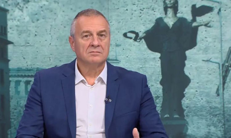 Цветелин Йовчев обясни как ДАНС вербува и работи