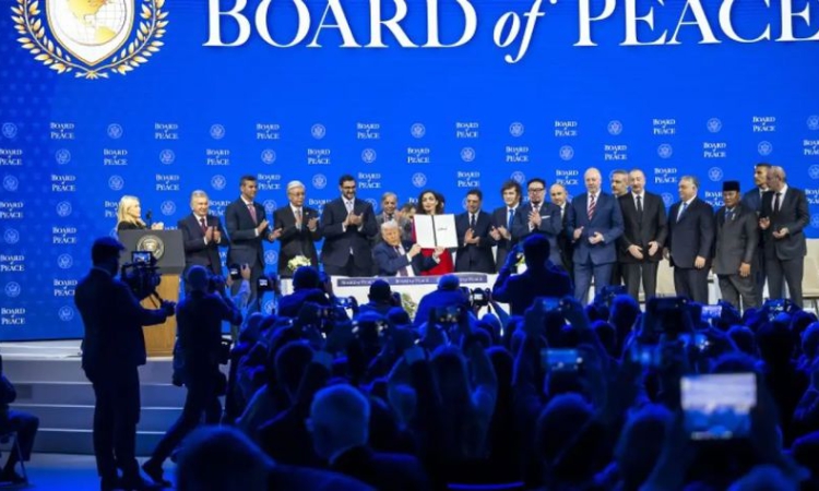 България праща представител без право на глас на Съвета за мир