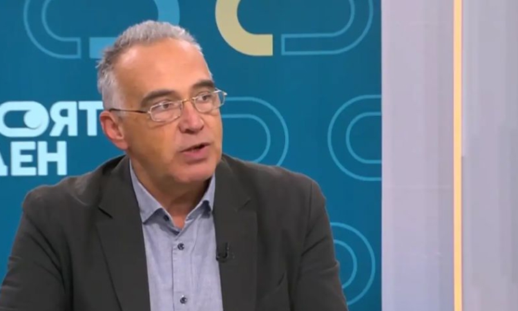 Антон Кутев: Комплекс за малоценност са твърденията, че Румен Радев има русофилски виждания