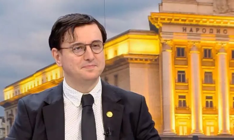 Доц. Искрен Иванов: За мен усилията на Съвета за мир са ползотворни