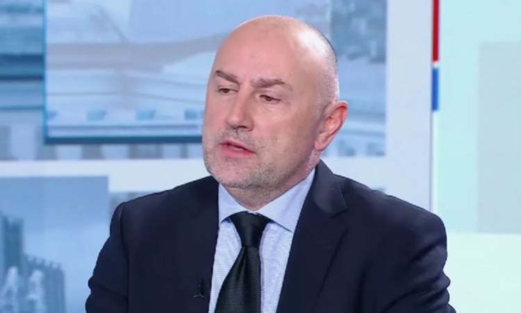 Каримански: Нелегитимни депутати се опитват да окупират ръководството на БНБ