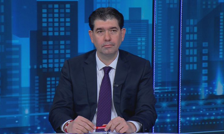 БСП-София поиска оставките на Надежда Нейнски и Атанас Запрянов и спешно свикване на КСНС