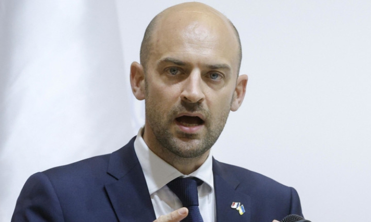 Франция е готова да помогне на държавите от Залива, атакувани от Иран