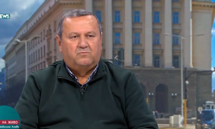 Студен душ за пенсионерите: Великденските добавки все още не са сигурни, призна социалният министър