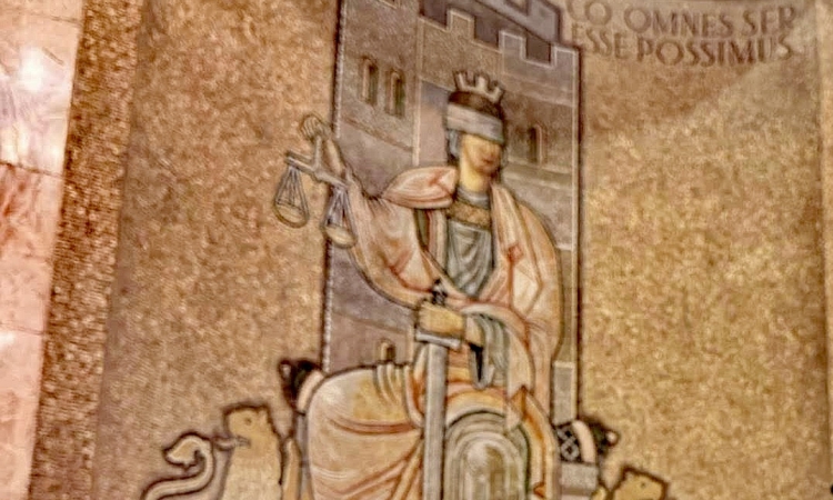 Правосъдният министър: Прокуратурата да покаже цялата истина за „Осемте джуджета“