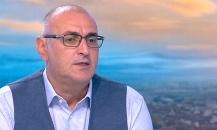 Керемедчиев: Преговорите изглеждат тайни, а Тръмп говори повече, отколкото реално се случва