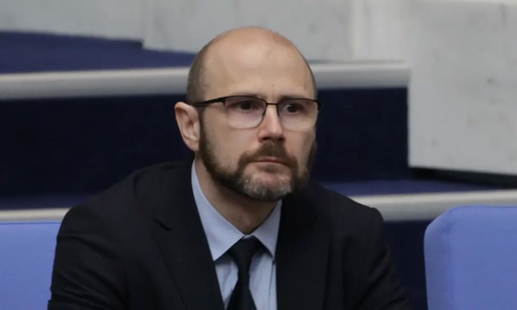 Служебният правосъден министър поиска Борислав Сарафов да бъде уволнен като прокурор