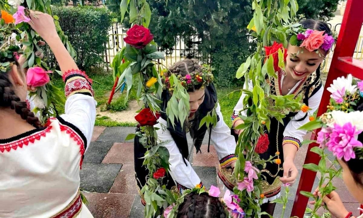 Лазаровден е