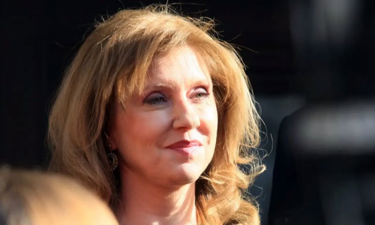 Емилия Русинова отговори на твърденията, че се е возила с Петьо Еврото